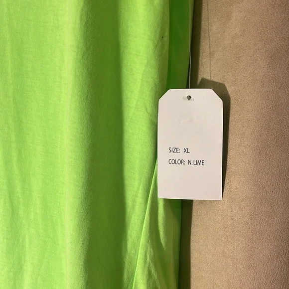 Yellow green T-shirt with black lettering - Picture 4 of 5